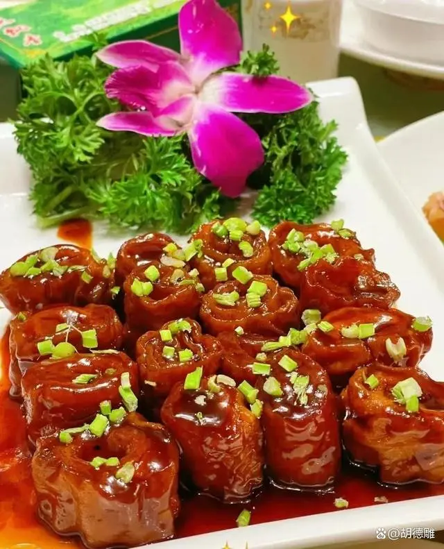 鲁菜美食